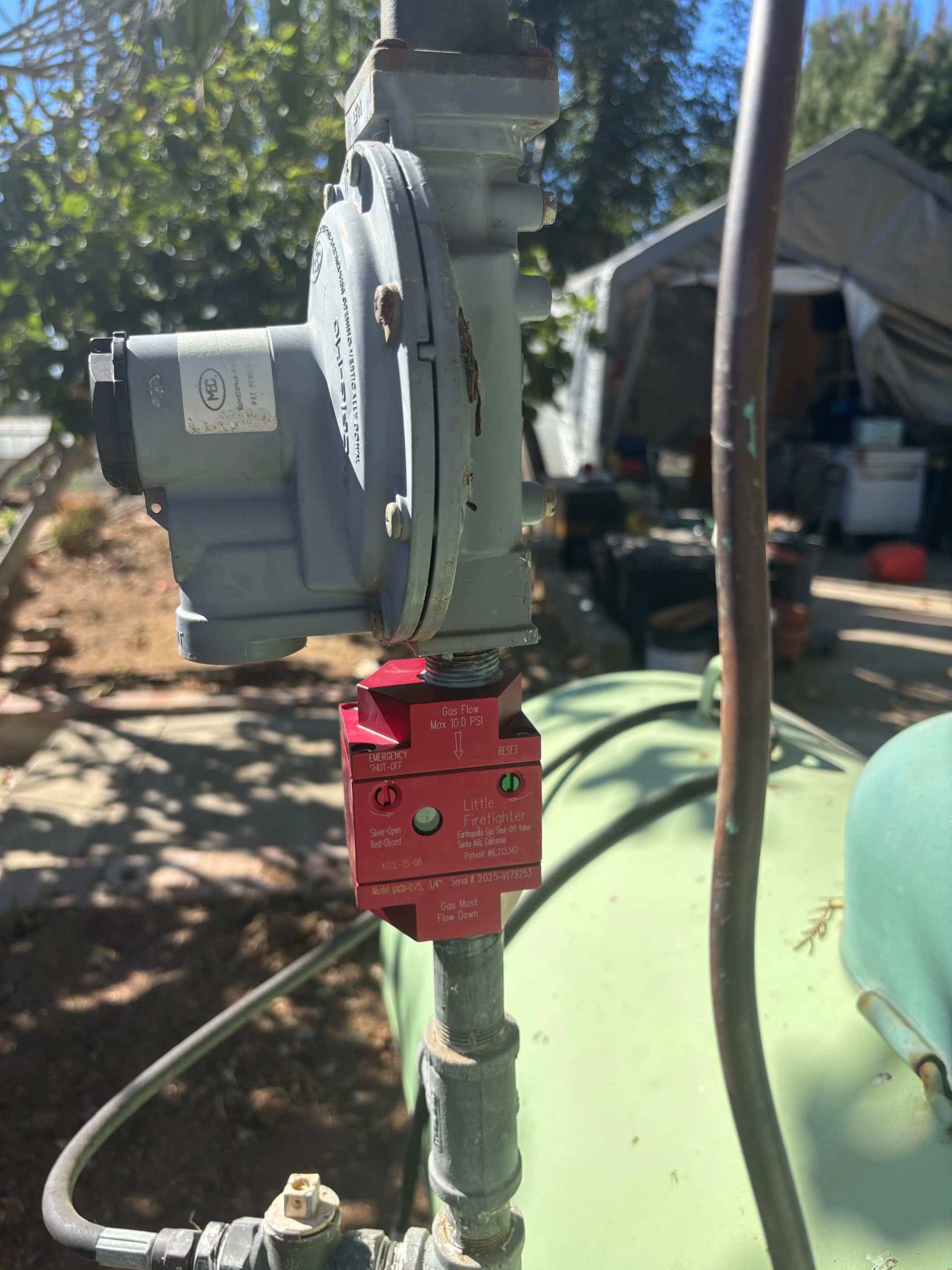 Earthquake Gas Shut-Off Valves Are a Smart Home Safety Upgrade image